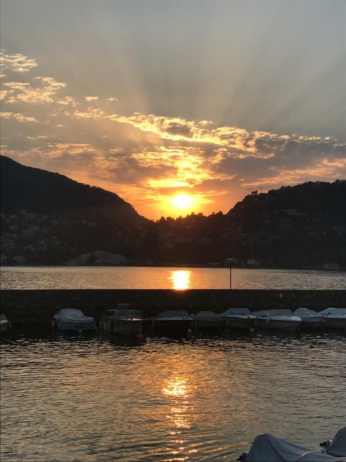 Вілла Como Holiday S.Agostino Екстер'єр фото